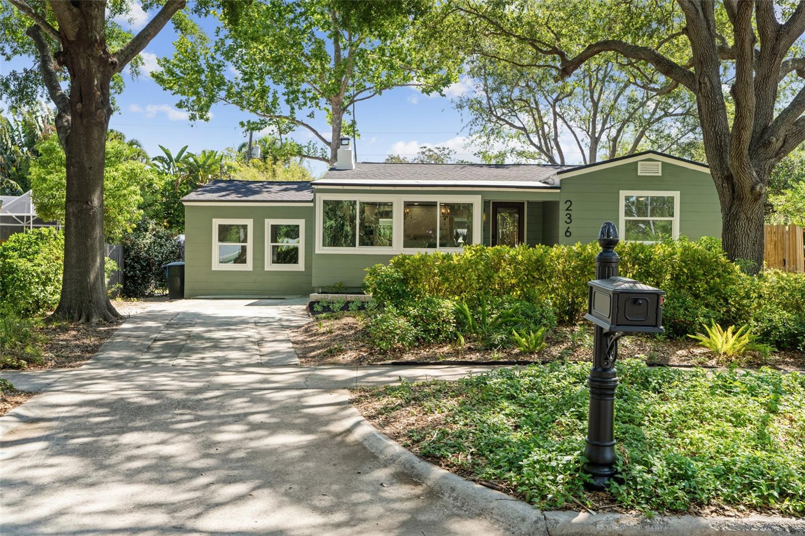 Lime Cir, Dunedin, FL 34698