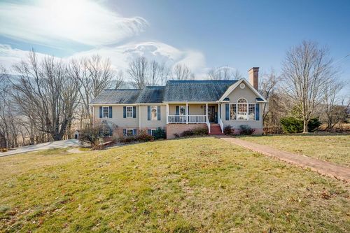 127 Echo Ln, Lebanon, VA, 24266-4648 | Card Image