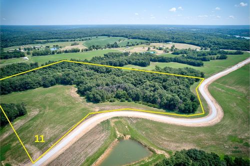 11 W Mariposa Ridge Rd, COLUMBIA, MO, 65202 | Card Image