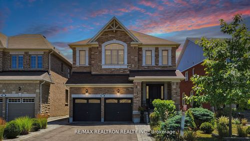 39 Aelick Crt, Bradford, ON, L3Z0S9 | Card Image