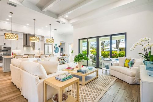 636 Cypress Rd, Vero Beach, FL, 32963-1723 | Card Image