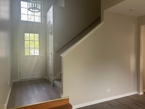 508 Metropolitan St, Aurora, IL, 60502-8998 | Card Image