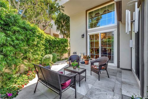 19362 Maidstone Ln, Huntington Beach, CA, 92648-5504 | Card Image