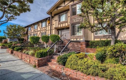 unit-201-4633 Marine Ave, Lawndale, CA, 90260-1279 | Card Image