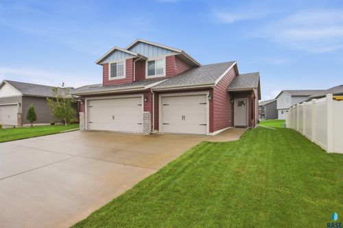 9416 W Liam St Street, Sioux Falls, SD, 57106 | Card Image
