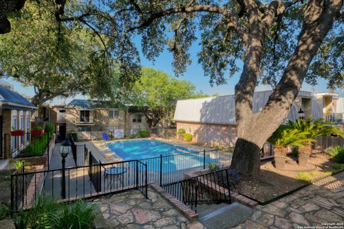 apt-307-6718 Callaghan Rd, San Antonio, TX, 78229-4639 | Card Image