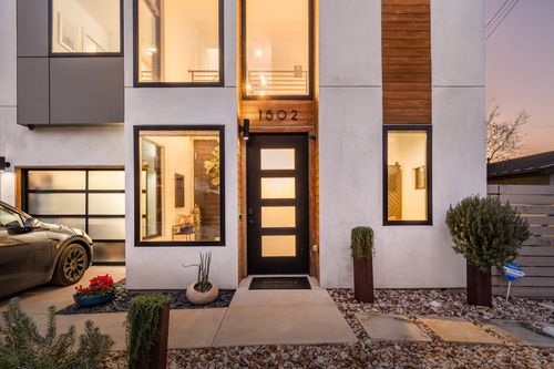 1502 Waller St, Austin, TX, 78702-1055 | Card Image