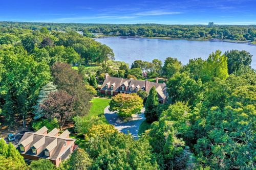 63 Dyke Rd, Setauket, NY, 11733-3014 | Card Image