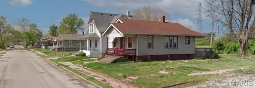 711 N 22nd St, East Saint Louis, IL, 62205-2405 | Card Image