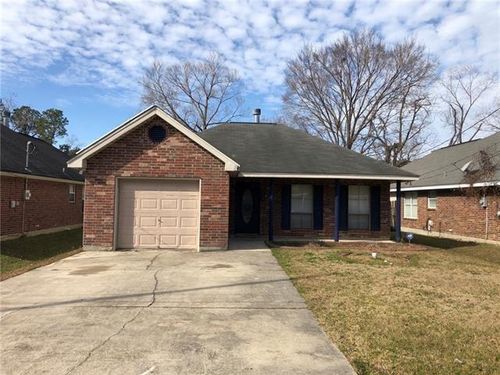 535 Northshore Ln, Slidell, LA, 70461-2329 | Card Image