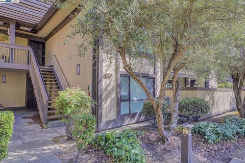 apt-233-39090 Presidio Way, Fremont, CA, 94538-1261 | Card Image
