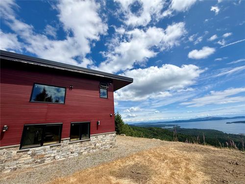 641 Anna'S Dr, Salt Spring Island, BC, V8K2W9 | Card Image