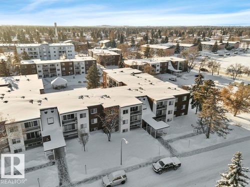 102-11455 41 Ave Nw, Edmonton, AB, T6J0T9 | Card Image