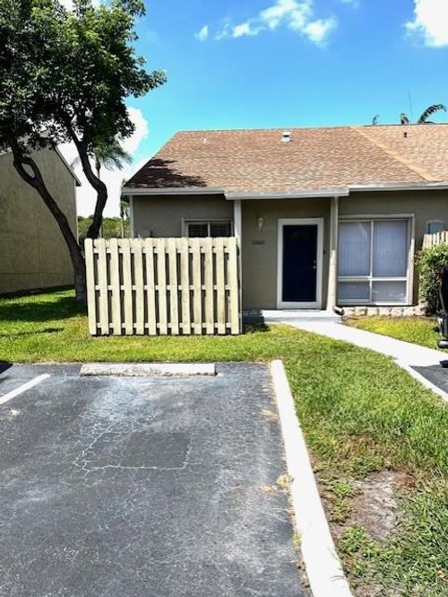 11142 Nw 37th St, Sunrise, FL, 33351-7576 | Card Image