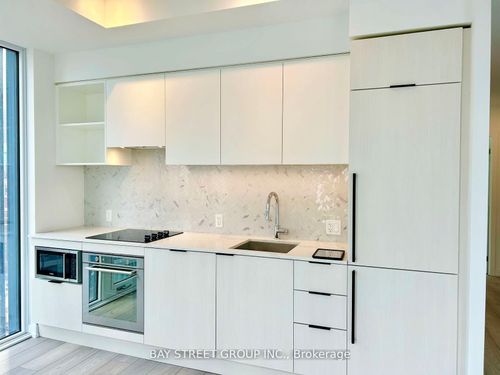 2003-82 Dalhousie St, Toronto, ON, M5B0C5 | Card Image