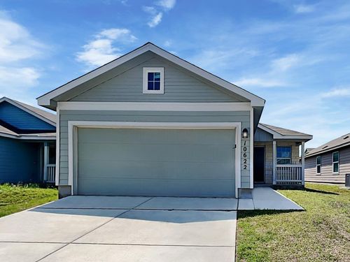 10622 Varmus Dr, Converse, TX, 78109-2076 | Card Image