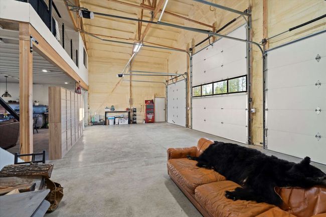 View of garage | Image 14