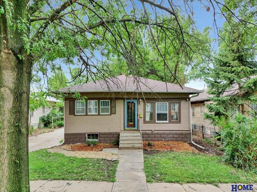 2831 F St, Lincoln, NE, 68510-3252 | Card Image