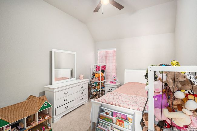 420 Bee Caves Cv, House other with 5 bedrooms, 3 bathrooms and null parking in Cibolo TX | Image 15