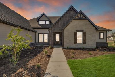 12113 Magma Court, House other with 4 bedrooms, 3 bathrooms and null parking in Krum TX | Image 2