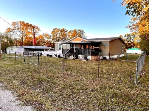 402 E Conway, Allen, OK, 74825-2903 | Card Image