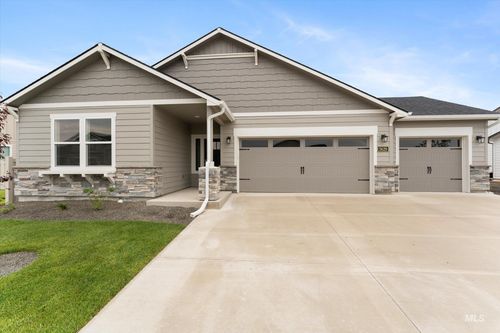 5620 E Arrosa St, Nampa, ID, 83687-1087 | Card Image