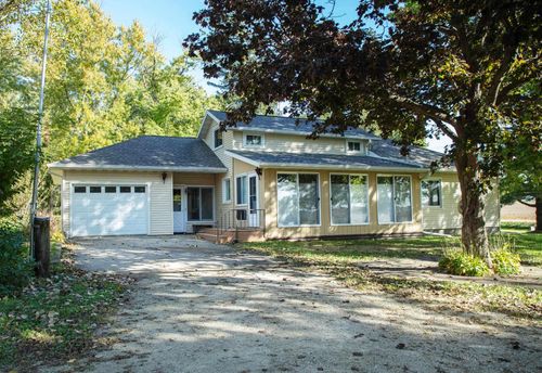 21183 Yale Ave, Shell Rock, IA, 50670 | Card Image