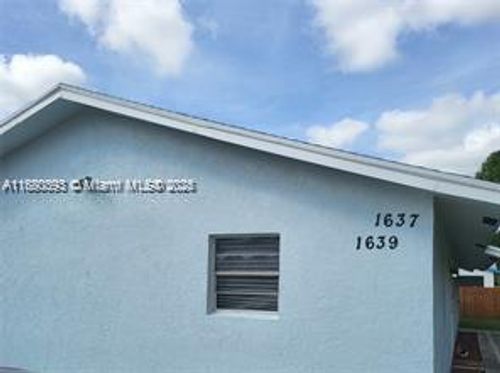 1637 Breezy Ln, West Palm Beach, FL, 33417-4453 | Card Image