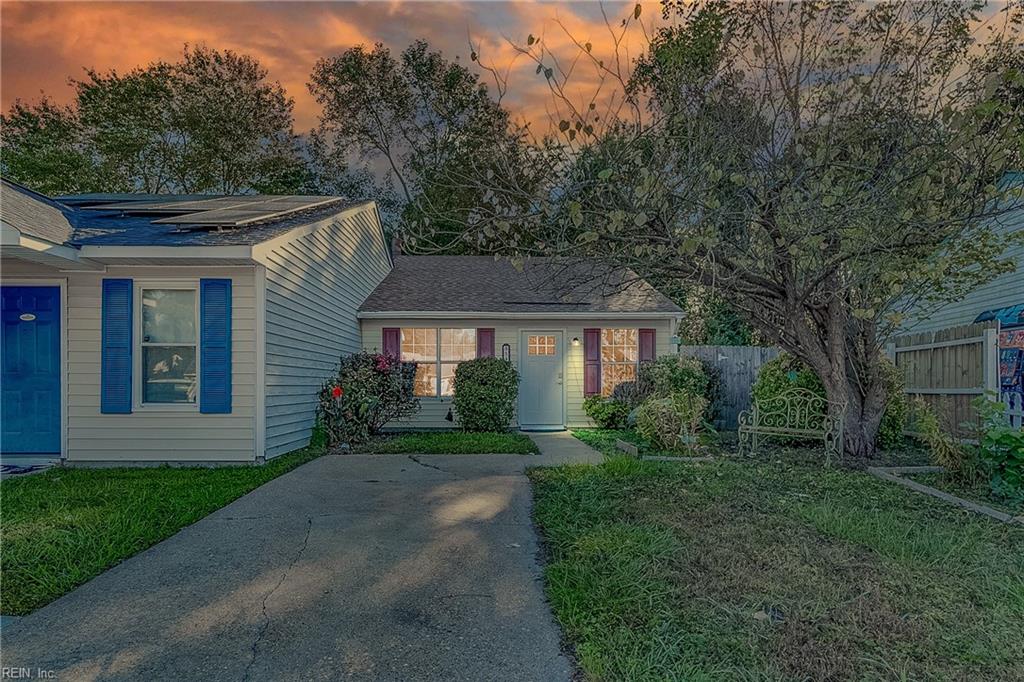 Stephanie Ct, Virginia Beach, VA 23462