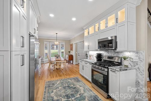 254 Bay Harbour Rd, Mooresville, NC, 28117-6664 | Card Image