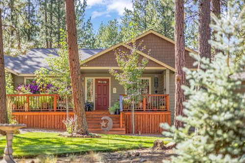 14424 Trout Ct, Sisters, OR, 97759-3101 | Card Image