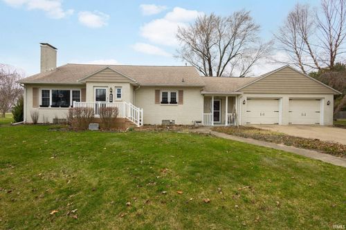 606 Illinois St, Walkerton, IN, 46574-1138 | Card Image