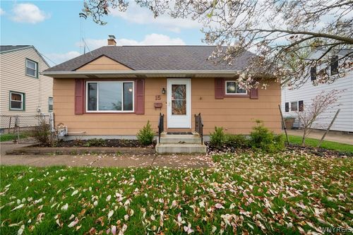15 Harris Ct, Cheektowaga, NY, 14225-3811 | Card Image