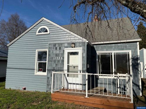 1335 Lee St Se, Salem, OR, 97302-1450 | Card Image