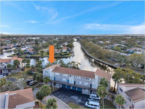 11b1-6311 Newtown Cir, TAMPA, FL, 33615-3608 | Card Image