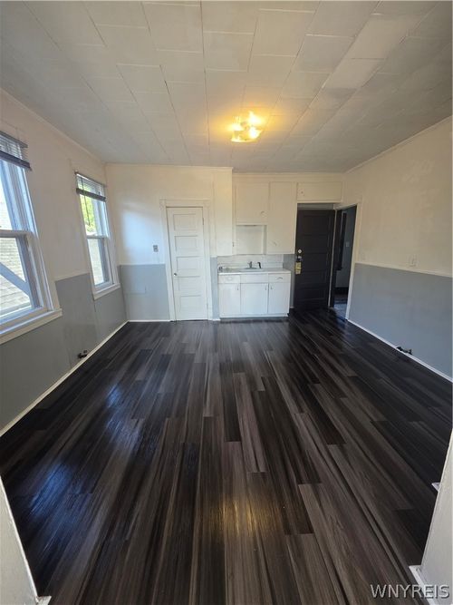 444 Schiller St, Buffalo, NY, 14212-2139 | Card Image