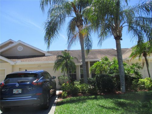 2125 Nantucket Drive, SUN CITY CENTER, FL, 33573 | Card Image