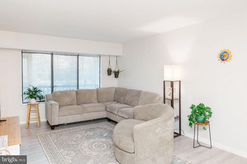 9576 Jayhawk Terrace, MANASSAS, VA, 20110 | Card Image