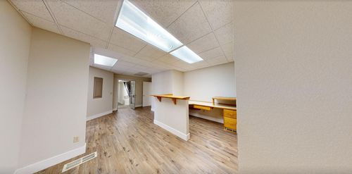 101-1300 West St, Redding, CA, 96001-1689 | Card Image