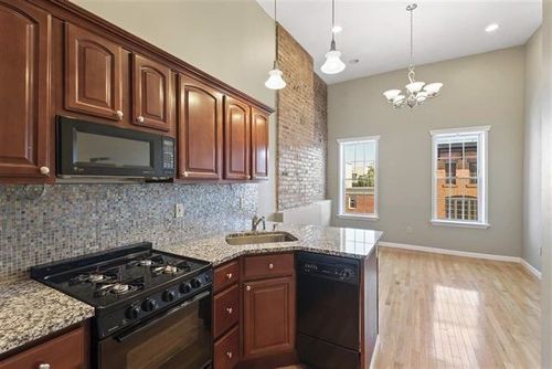 apt-4r-86 Monroe St, Hoboken, NJ, 07030-6572 | Card Image