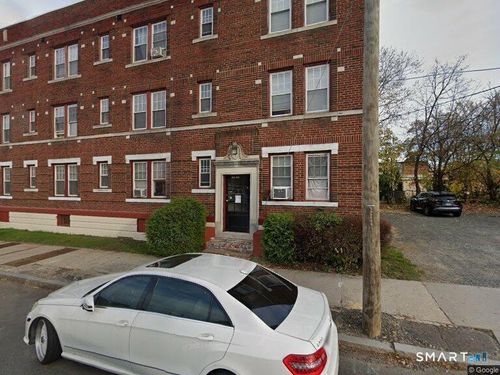 c2-106 Wadsworth St, Hartford, CT, 06106-9409 | Card Image