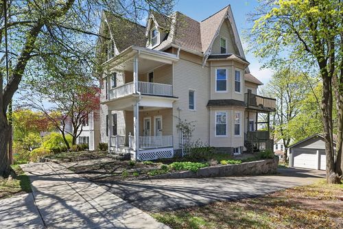 125 Lincoln Ave, Quincy, MA, 02170 | Card Image