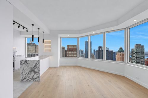 6204-150 W 56th St, New York, NY, 10019-3840 | Card Image