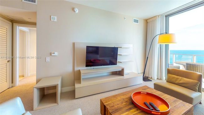 UNIT-2307 - 4111 S Ocean Dr, Condo with 1 bedrooms, 1 bathrooms and null parking in Hollywood FL | Image 14