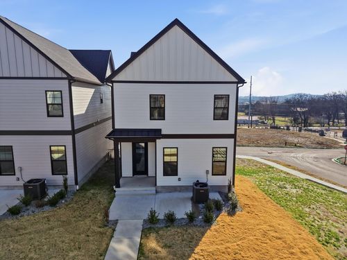 607 Gustaf Dr, Whites Creek, TN, 37189-4200 | Card Image