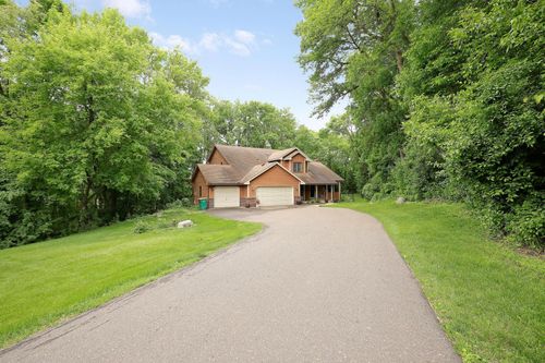 655 Trails End Rd, Minnetrista, MN, 55364-9621 | Card Image