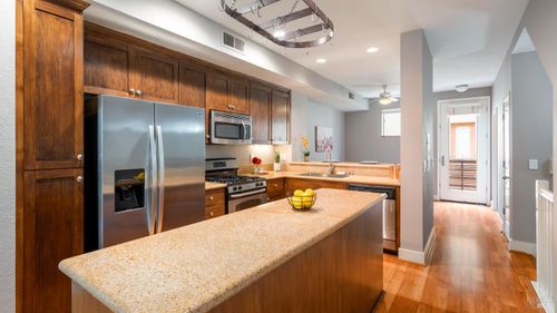 336 City Center Drive, Rohnert Park, CA, 94928 | Card Image