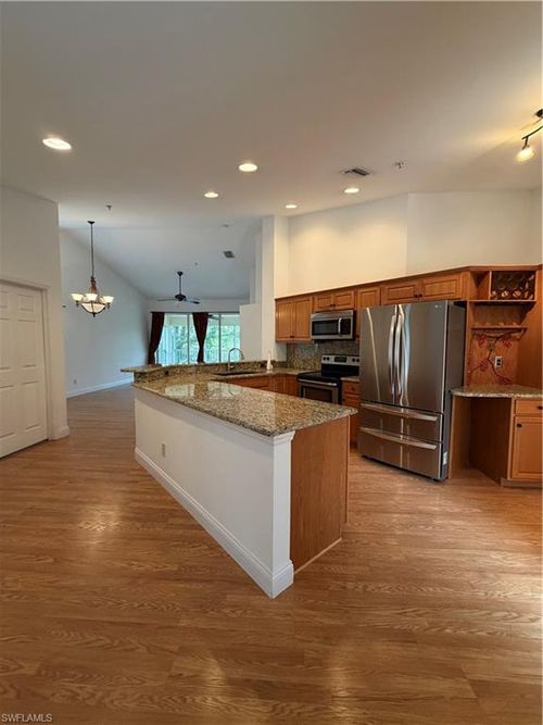 201-5070 Cedar Springs Dr, NAPLES, FL, 34110 | Card Image