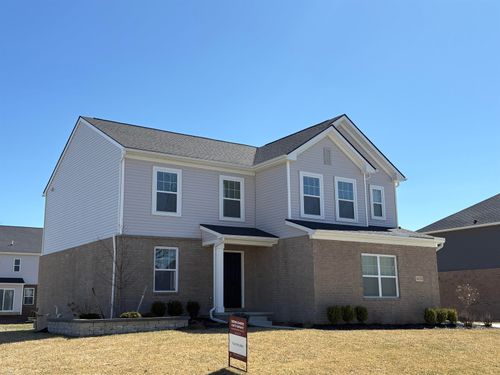 14211 Laurelwood Dr, Van Buren Twp, MI, 48111-2158 | Card Image