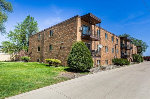 apt-15-3108 5th St S, Moorhead, MN, 56560-4952 | Card Image